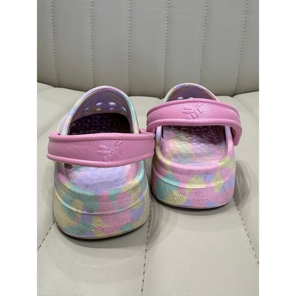 4/$20 Pastel Clogs - Joybees - 8/9 - Picture 3 of 4